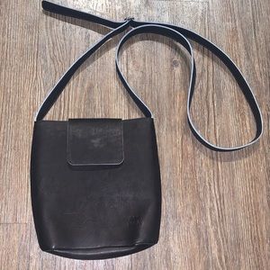 Soy Nica Handmade Leather Crossbody Purse